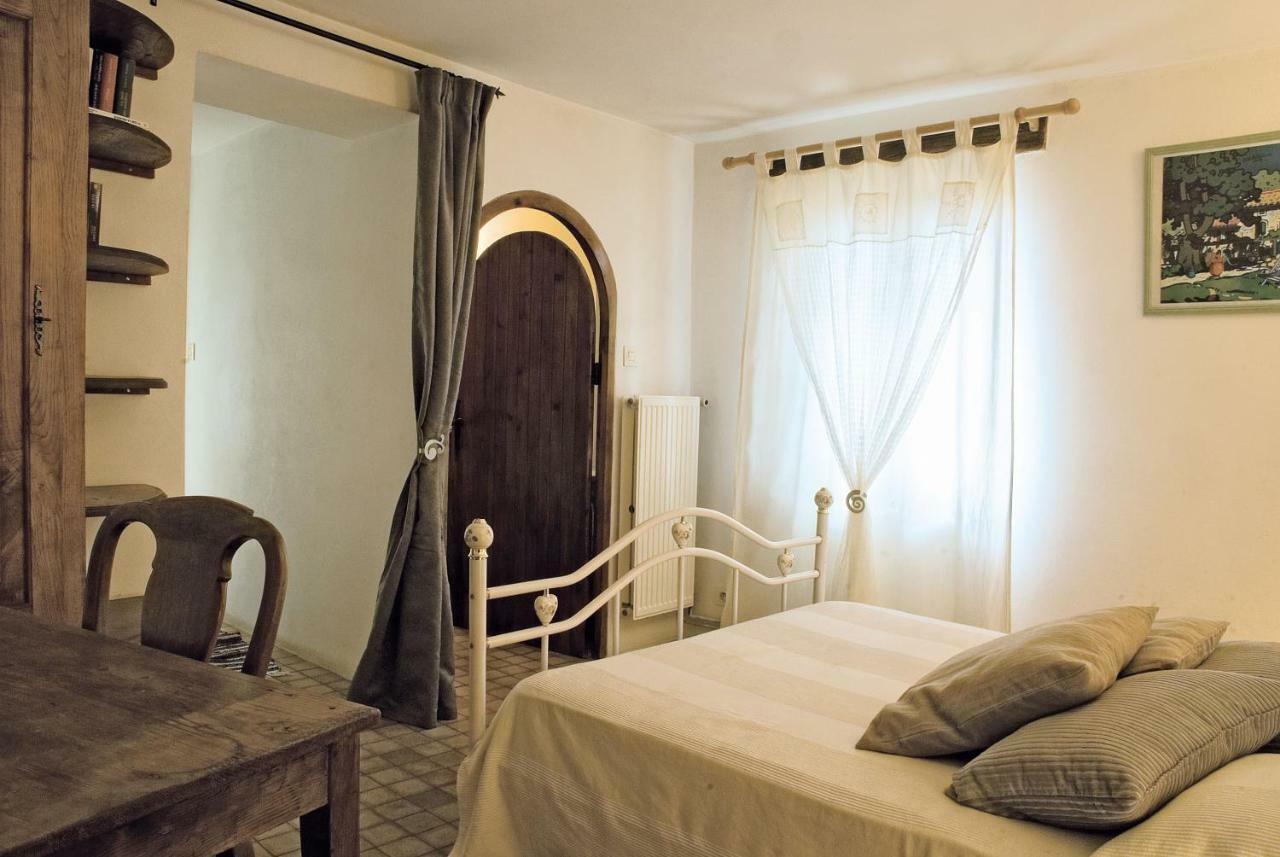 Maison De Dame Tartine Issirac ภายนอก รูปภาพ