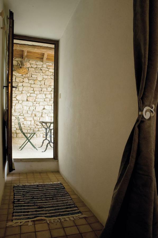 Maison De Dame Tartine Issirac ภายนอก รูปภาพ